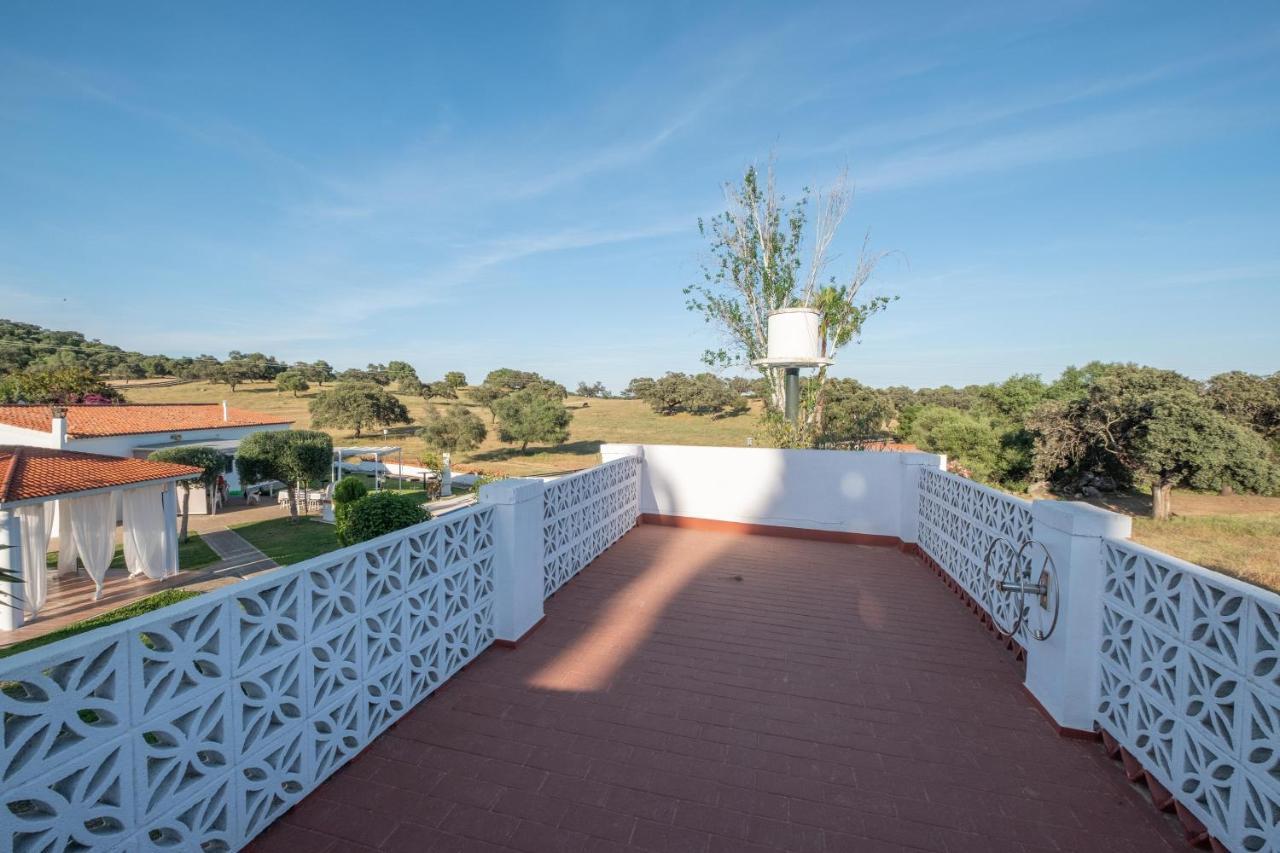 Agradable Con Piscina Casa de Férias