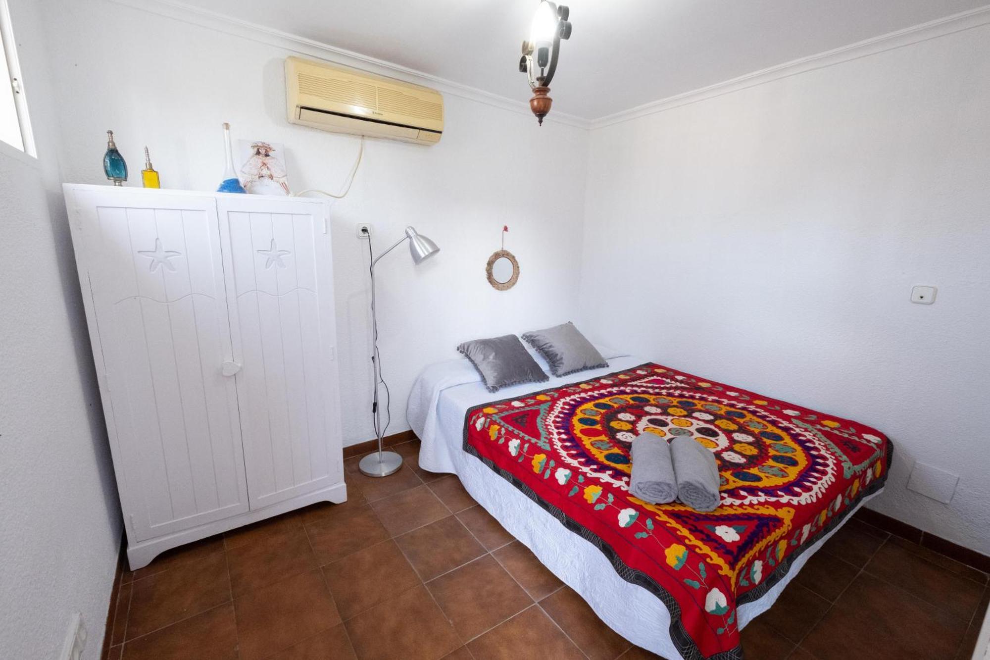 Agradable Con Piscina Sevilla